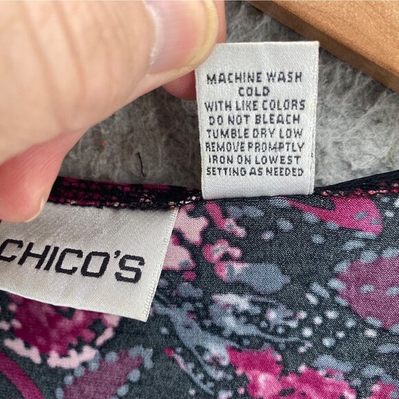 Chicos Top Womens 2 US Large Pink Floral Wrap Belted 3/4 Sleeves Stretch Knit - Picture 6 of 9